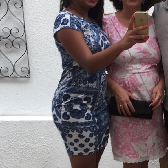 Dress - Picture 2 of 4